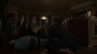 Kevin Can Fuck Himself S02E01 1080p HEVC x265-MeGusta